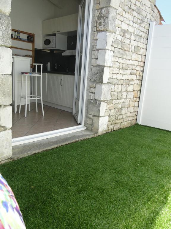 La Petite Maison Sur L'Ile De Re Ла Флот Екстериор снимка