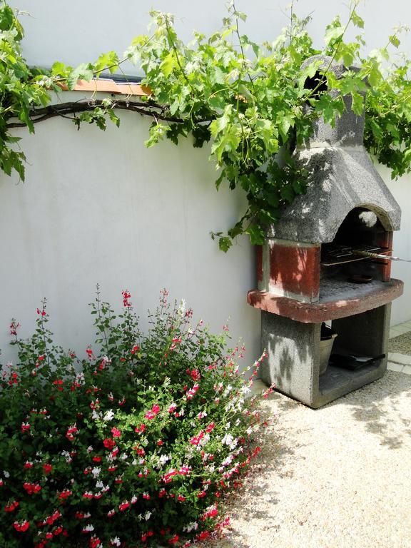 La Petite Maison Sur L'Ile De Re Ла Флот Екстериор снимка